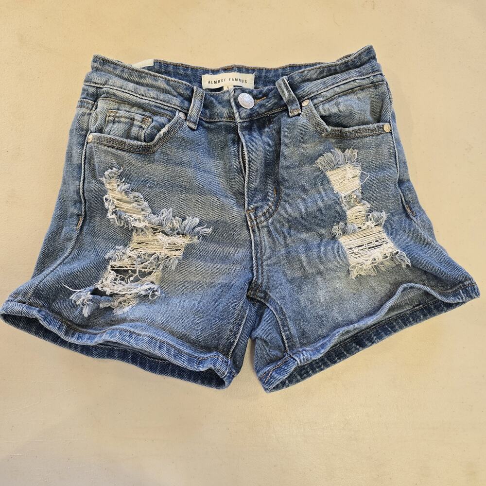 Almost Famous Womens Distressed Denim Shorts Blue Medium Wash‎ Juniors Size 1